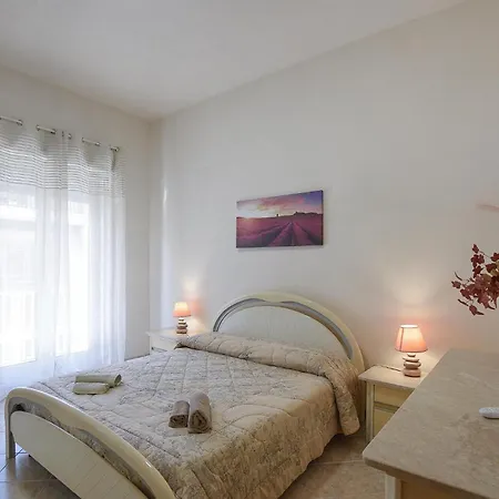 Pet Friendly In With Wifi Apartment *